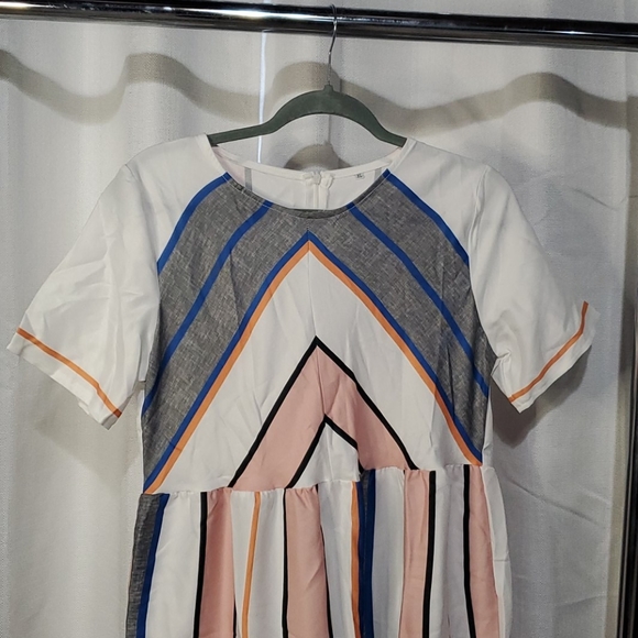 Multi color striped dress - Picture 2 of 5